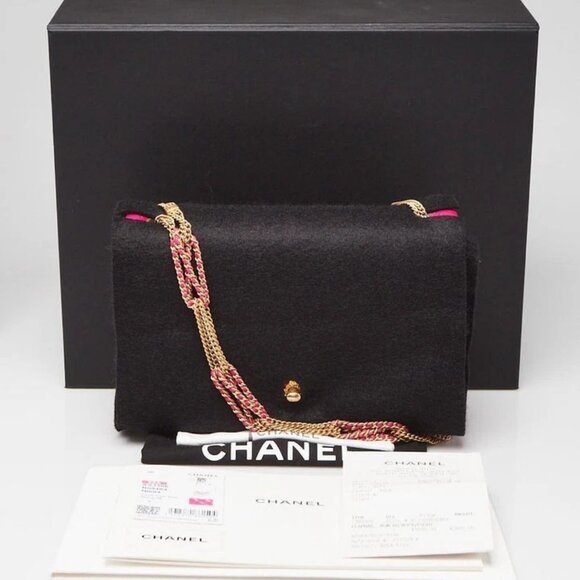 Chanel Fuchsia Quilted Lambskin Leather On and On Small Chain Flap Bag - Picture 8 of 10